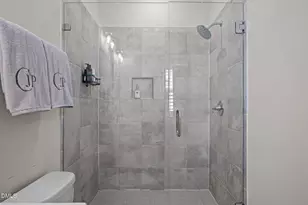 401 Bryan Pointe Dr, Raleigh, NC 27608 - Photo 32