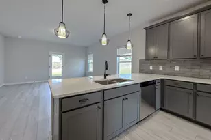 1664 Elk Run Dr, Fayetteville, NC 28312 - Photo 22