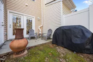 8015 Sunset Branch Ct, Raleigh, NC 27612 - Photo 18