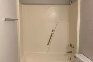 1421 Cherrycrest Dr, Durham, NC 27704 - Photo 18