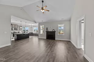 45 Watersedge Ln, Smithfield, NC 27577 - Photo 4