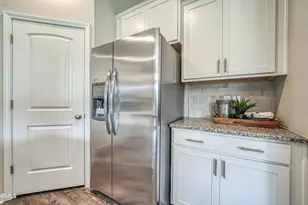 2304 Broad St, Durham, NC 27704 - Photo 6