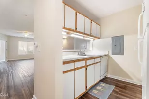 1420 Collegiate Cir, Raleigh, NC 27606 - Photo 14