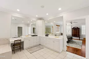 2536 Wake Dr, Raleigh, NC 27608 - Photo 32