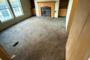 603 Arch St, Henderson, NC 27536 - Photo 6