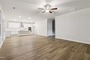 1409 Green Cypress Dr, Zebulon, NC 27597 - Photo 4