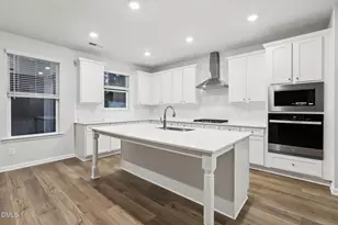 1409 Green Cypress Dr, Zebulon, NC 27597 - Photo 6