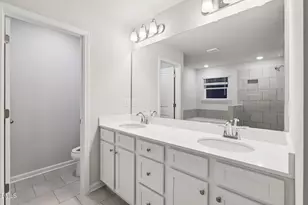 1409 Green Cypress Dr, Zebulon, NC 27597 - Photo 10