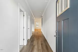 1409 Green Cypress Dr, Zebulon, NC 27597 - Photo 2