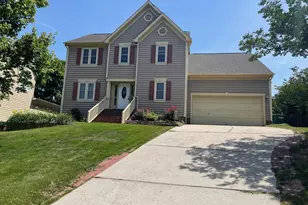 106 Sandy Creek Ct, Cary, NC 27519 - Photo 1