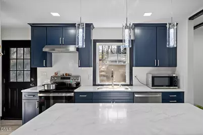 912 E Sanders Street, Four Oaks, NC 27524 - Photo 8