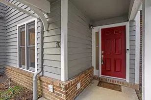 100 Hunting Chase, Cary, NC 27513 - Photo 4