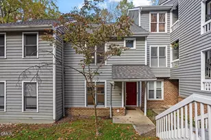 100 Hunting Chase, Cary, NC 27513 - Photo 2