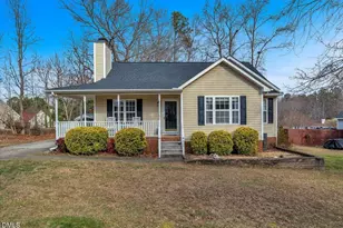 404 Noonday Ct, Holly Springs, NC 27540 - Photo 1