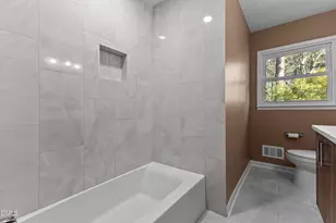 1009 Wilshire Dr, Cary, NC 27511 - Photo 6