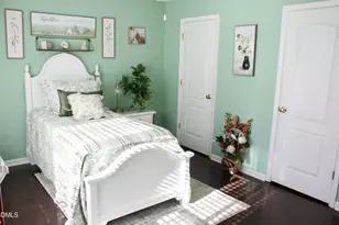 3027 Maple Ave, Burlington, NC 27215 - Photo 16