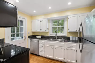 406 E Markham Avenue, Durham, NC 27701 - Photo 16