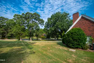 5708 Castlebrook Dr, Raleigh, NC 27604 - Photo 46