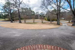5708 Castlebrook Dr, Raleigh, NC 27604 - Photo 4
