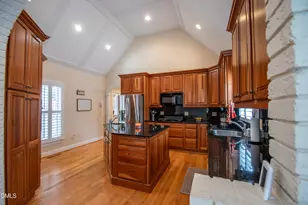 5708 Castlebrook Dr, Raleigh, NC 27604 - Photo 16