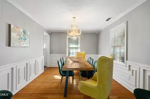 318 E Millbrook Rd, Raleigh, NC 27609 - Photo 8