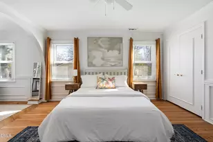 318 E Millbrook Rd, Raleigh, NC 27609 - Photo 16