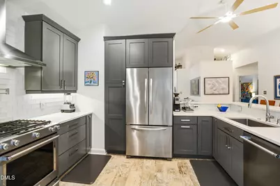 300 W Poplar Avenue, Carrboro, NC 27510 - Photo 14