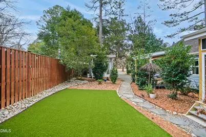 300 W Poplar Avenue, Carrboro, NC 27510 - Photo 32