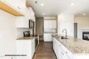 732 Springtooth Dr, Zebulon, NC 27597 - Photo 4