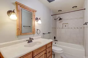 3413 Paddock Cir, Raleigh, NC 27613 - Photo 34