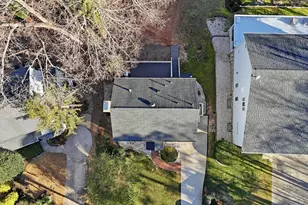 220 Kingsmill Rd, Cary, NC 27511 - Photo 8