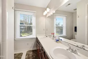 220 Kingsmill Rd, Cary, NC 27511 - Photo 26