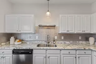 5403 Picket Fence Ln, Raleigh, NC 27606 - Photo 12