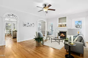 209 Weatherbend Ct, Holly Springs, NC 27540 - Photo 4