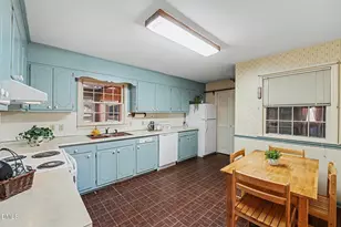 1200 Fairlane Rd, Cary, NC 27511 - Photo 12