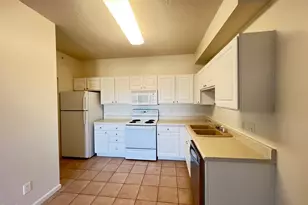 2501 Huntscroft Ln, Raleigh, NC 27617 - Photo 2