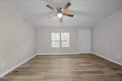 252 Regina Lane, Henderson, NC 27537 - Photo 2