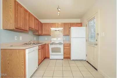 424 Jeffries Street, Burlington, NC 27217 - Photo 6