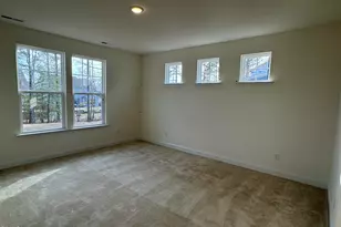 1413 Green Cypress Dr, Zebulon, NC 27597 - Photo 10