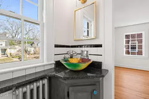 907 W Johnson St, Raleigh, NC 27605 - Photo 20