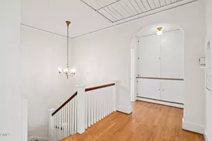 907 W Johnson St, Raleigh, NC 27605 - Photo 18