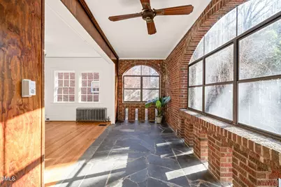 907 W Johnson Street, Raleigh, NC 27605 - Photo 10