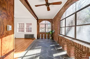 907 W Johnson St, Raleigh, NC 27605 - Photo 10