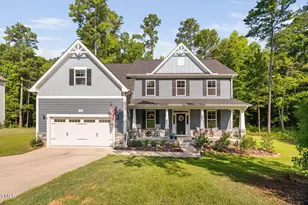 121 Roundrock Ln, Sanford, NC 27330 - Photo 2