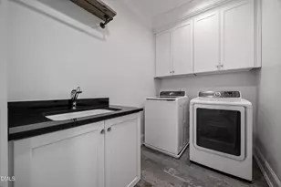 1412 Eden Ln, Raleigh, NC 27608 - Photo 38