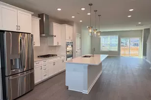 10033 Secluded Gdn Dr, Apex, NC 27523 - Photo 2