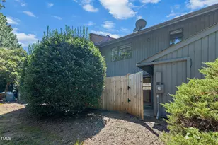 4350 Hunters Club Dr, Raleigh, NC 27606 - Photo 26