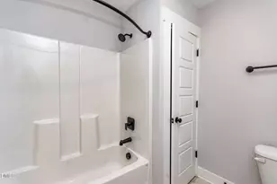 639 N O'Neil St, Clayton, NC 27520 - Photo 6