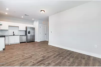 639 N O'Neil Street #102, Clayton, NC 27520 - Photo 4