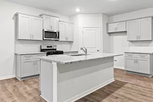 1388 Lansdowne Dr, Mebane, NC 27302 - Photo 6